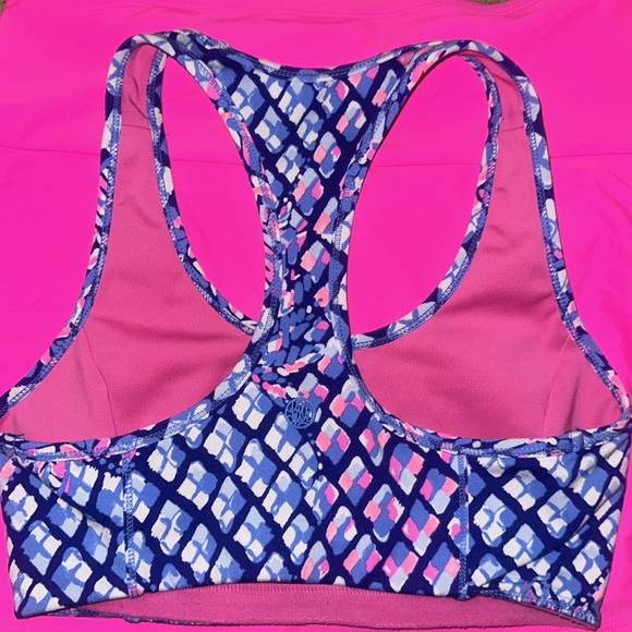Lilly Pulitzer Luxletic top - Picture 2 of 7